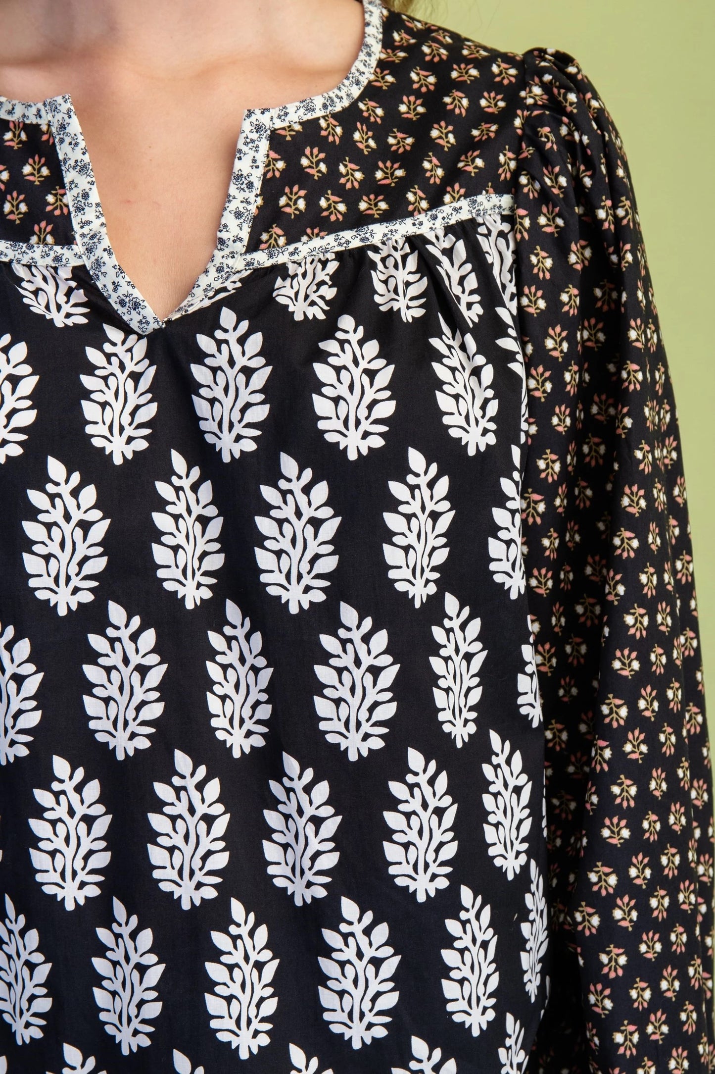 Susan Lee Blouse Black Mix